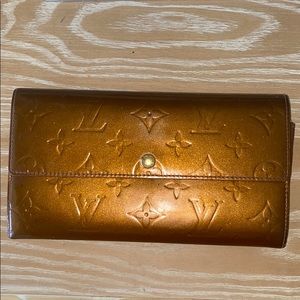 Authentic Louis Vuitton Vernis Wallet